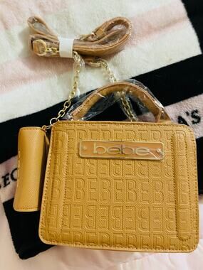 Women’s Bebe Handbag with crossbody
